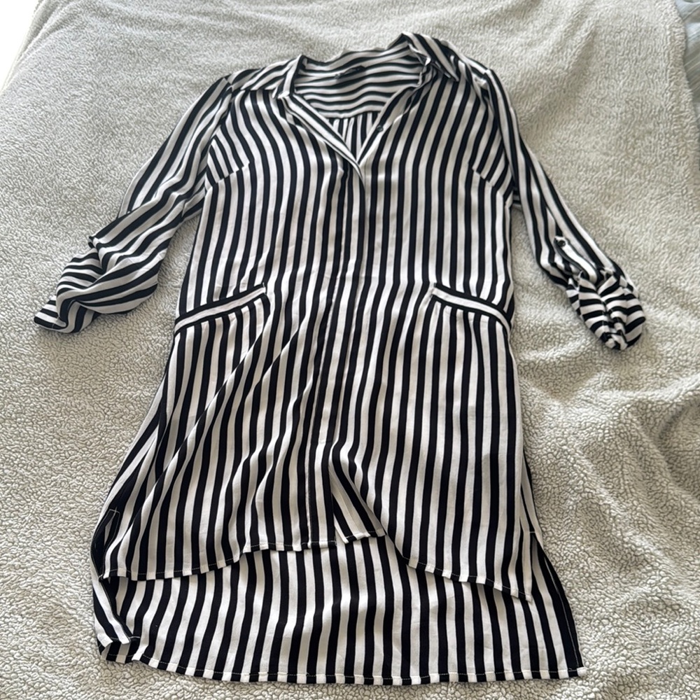 Black and White Striped shirt Long